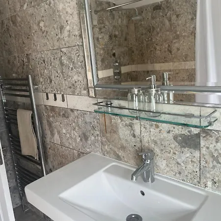City Reach Retreat Spacious 4Bed House Startford Maryland Great Transport Links London Exterior photo