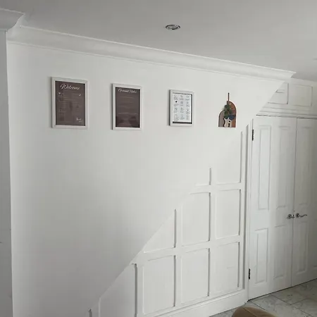 City Reach Retreat Spacious 4Bed House Startford Maryland Great Transport Links London Room photo